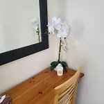 Διαμέρισμα 1 Bed Retreat-sleeps 2-secure Parking-garden