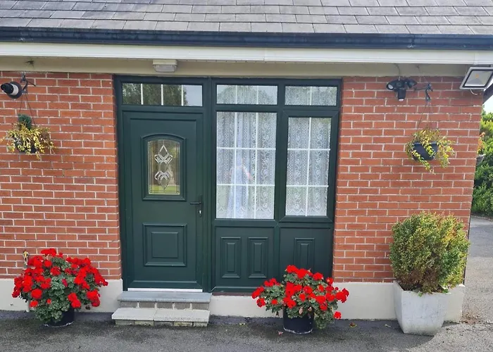 1 Bed Retreat-sleeps 2-secure Parking-garden *